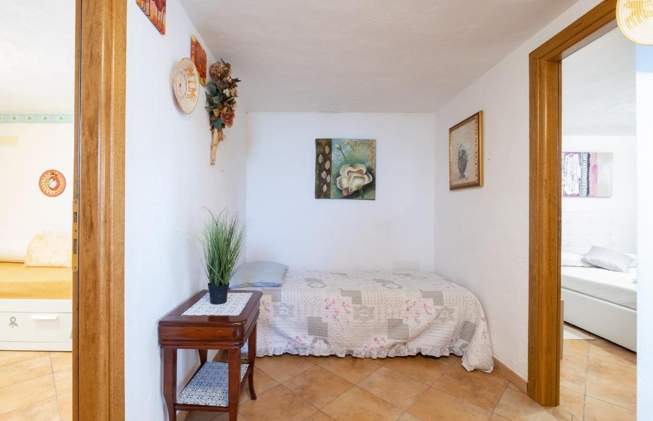 Mare A 4 Minuti AutoCasa/Giardino E Wifi Budoni Eksteriør billede